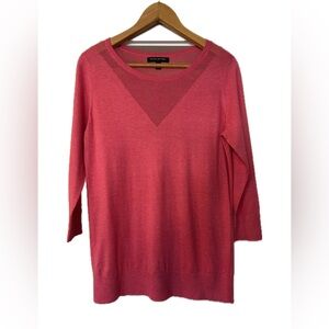 Banana Republic Sweater. pink. Women’s size medium.